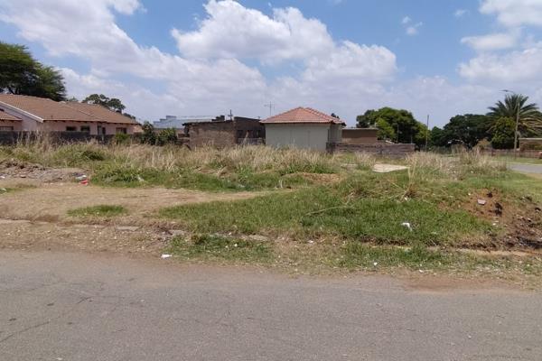 Prime Vacant Land for Sale in Kocksoord

Discover a golden opportunity to build your dream home on this spacious vacant land in ...