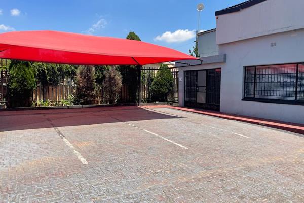 Freestanding building 

This unique space is situated in the heart of Benoni on the ...