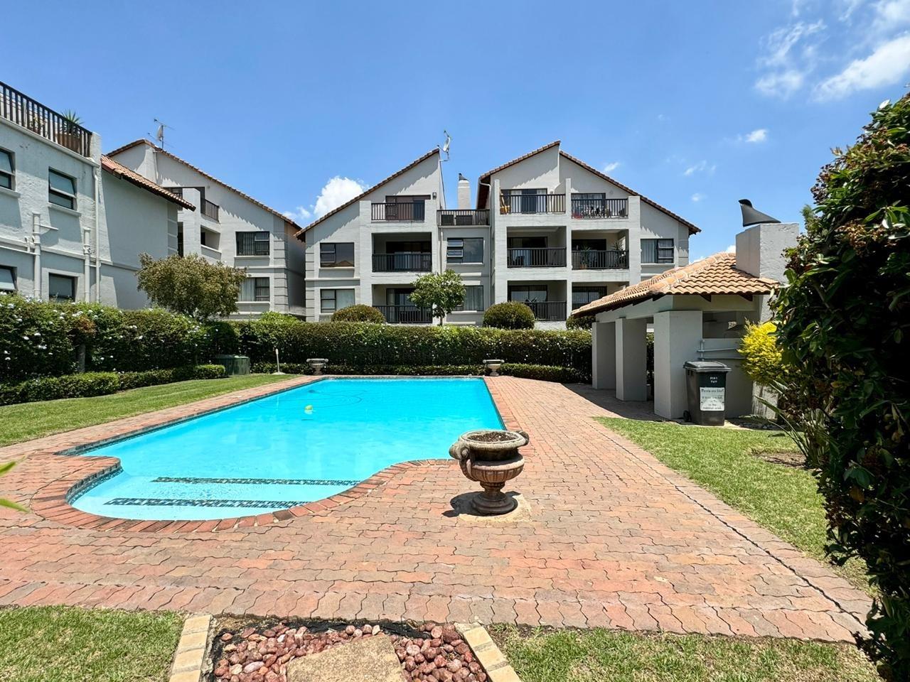 2 Bedroom Apartment / flat for sale in Sunninghill - P24-113610751