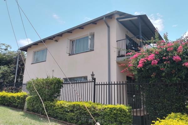 Massive house with customized min 3 to 5 bedrooms  for sale in West Park.  

 Ideal investment opportunities, big family  house or ...