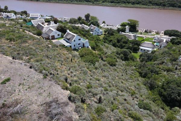 One of the last remaining plots available in Riverine Estate on the Breede River!

Surrounded by aloes and renosterveld with marvelous ...