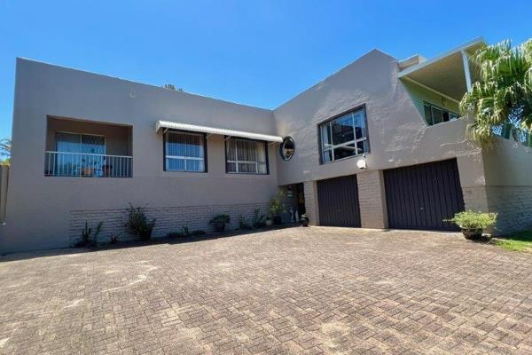 *** Please take the time to watch the video ***

This large family home offers both inland and sea-views and is currently being run ...