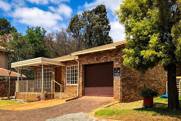 Situated in A Beautiful, established, and well-run Retirement Village in Pretoria East close to the Botanical gardens, with fast access ...