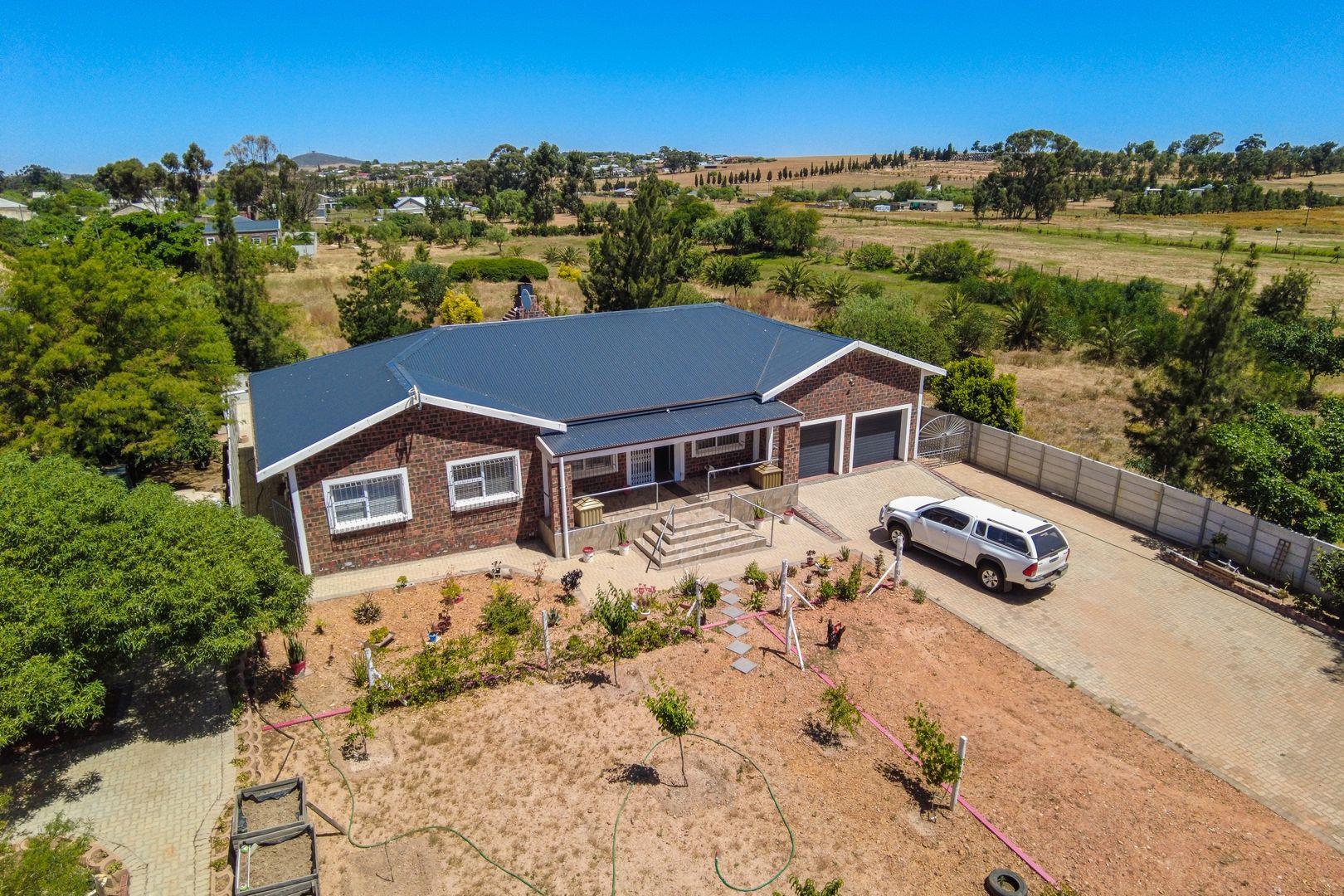 4 Bedroom House for sale in Moorreesburg P24113619388