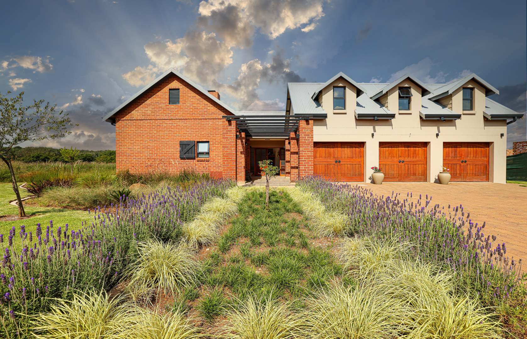 5 Bedroom House for sale in Waterlake Farm Lifestyle Estate 369 Umfolozi Close P24113623164