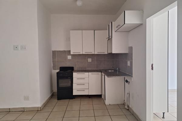 SPECIAL OFFER: FIRST MONTH&#39;S RENT IS FREE

Medium 2 Bed From: R4100
Large 2 Bed ...