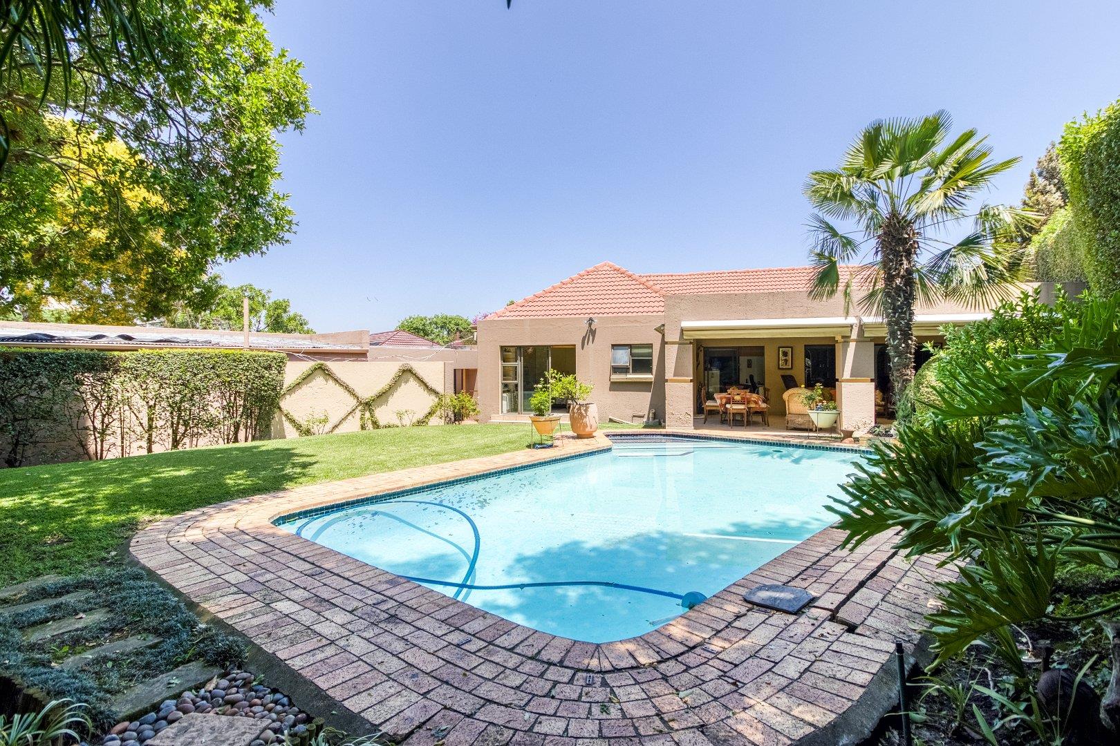 4 Bedroom House for sale in Fairmount P24113655676