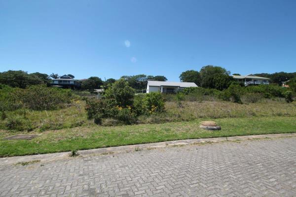 Located in the Port Alfred Country Club, this level stand offers exceptional potential ...