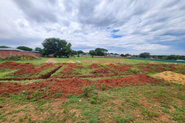 Secure Boomed off area.
The property has already been walled off.
8500m2
Zoning: Agricultural