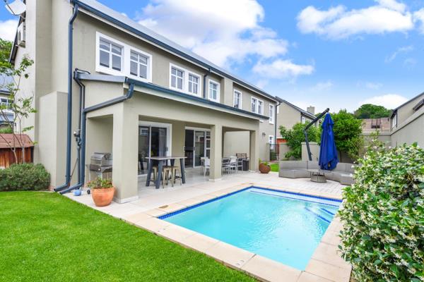 3 BEDROOM LUXURY CLUSTER FOR SALE IN PETERVALE

OFFERS FROM R3 999 000 SELLER ASKING R4 100 000

This modern and bespoke complex boasts ...