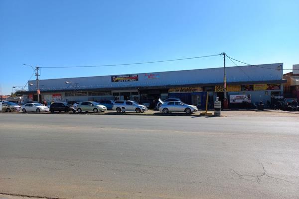 Ideally positioned on busy Southern Klipriversberg road, close to the corner of ...