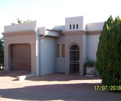 Townhouse for sale in Langenhovenpark