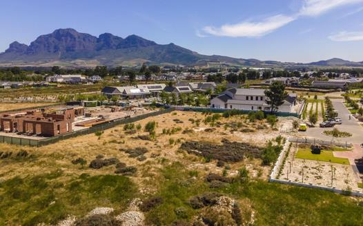 Vacant Land / Plot for sale in Val de Vie Estate