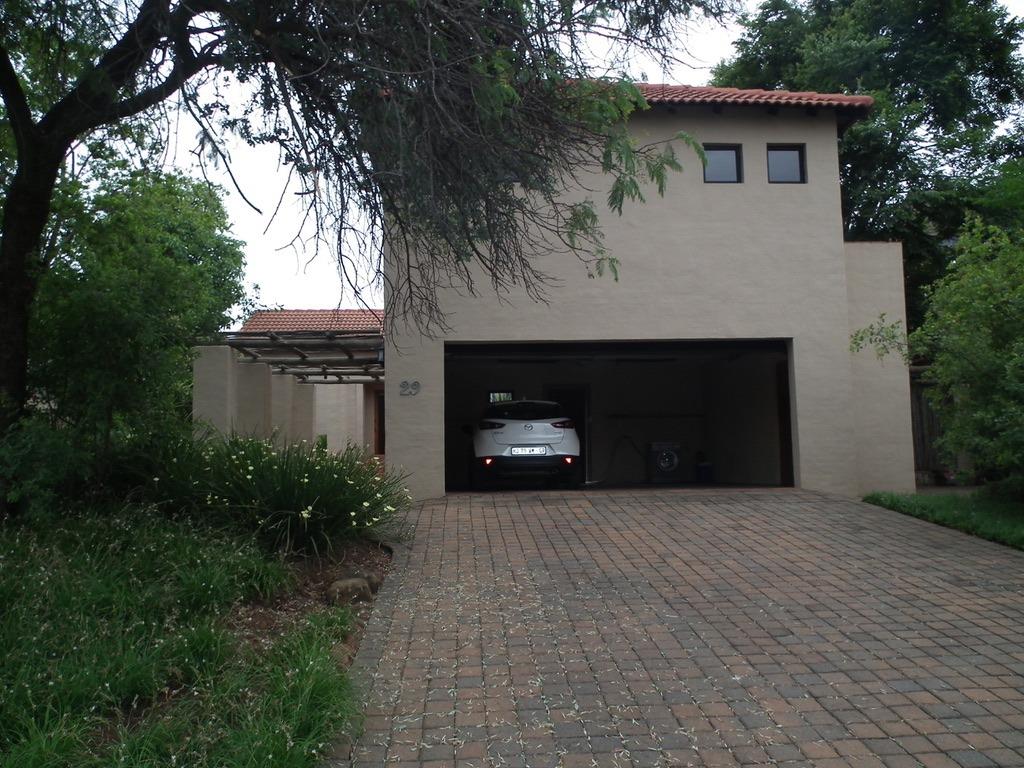 3 Bedroom House for sale in Fernbrook Estate Fernbrook Estate, 29