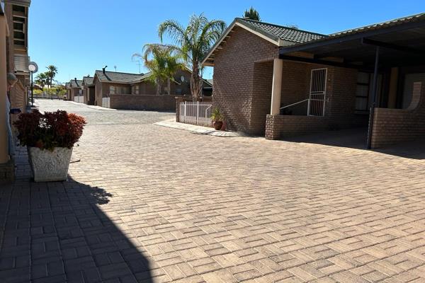 Welcome to the epitome of sophistication in the heart of Keidebees, Upington! This exquisite upmarket 3-bedroom, 2-bathroom townhouse ...