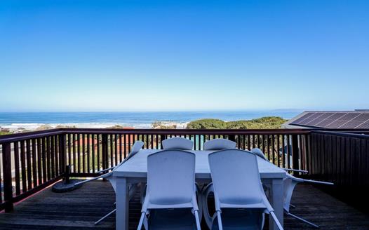 2 Bedroom Apartment / Flat for sale in Keurboomstrand