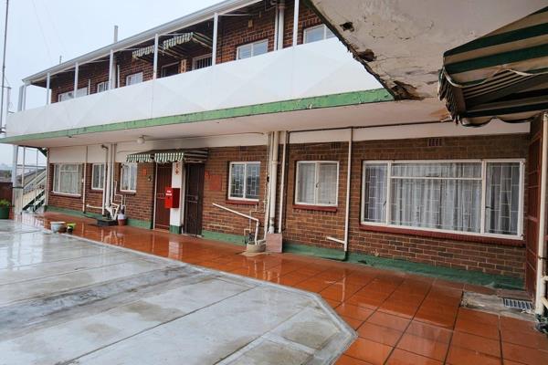 Presenting offers from R400 000, owner asking R440 000
This unit offers 2 bedrooms with ...