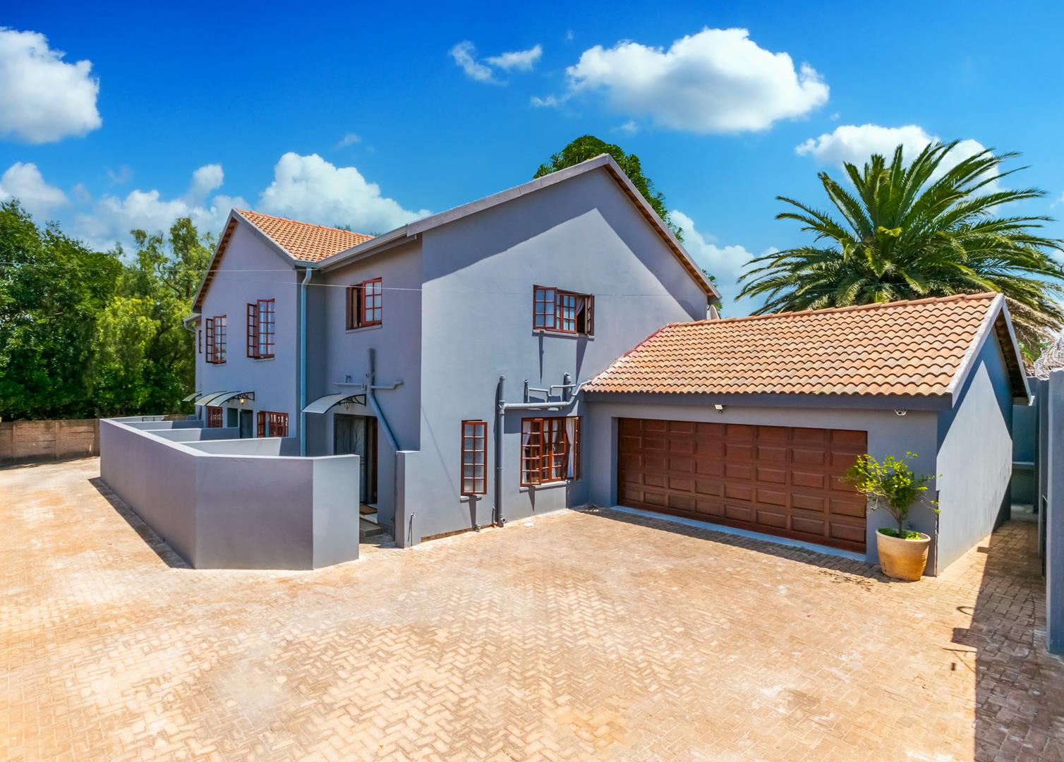 6 Bedroom House for sale in Florida Park P24113694792