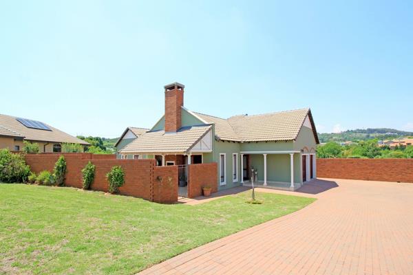 Nestled amidst the serenity of Rietvlei Ridge Country Estate, this spectacular family home epitomizes peace and tranquillity.

Upon ...