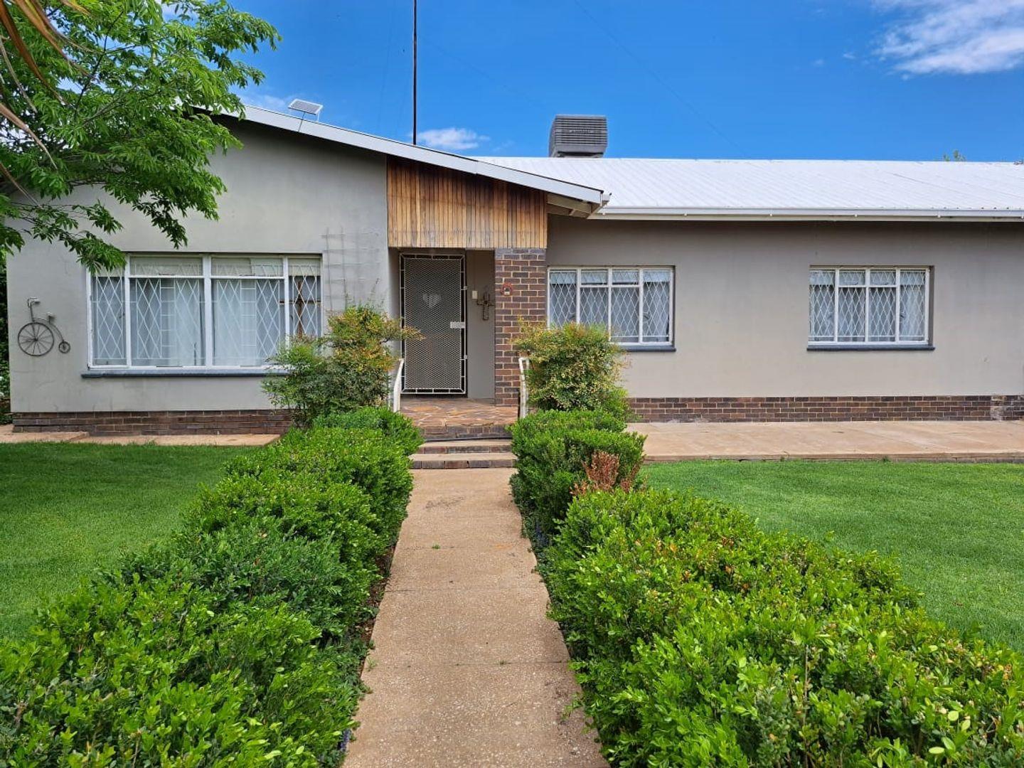 3 Bedroom House for sale in Hopetown P24113696096