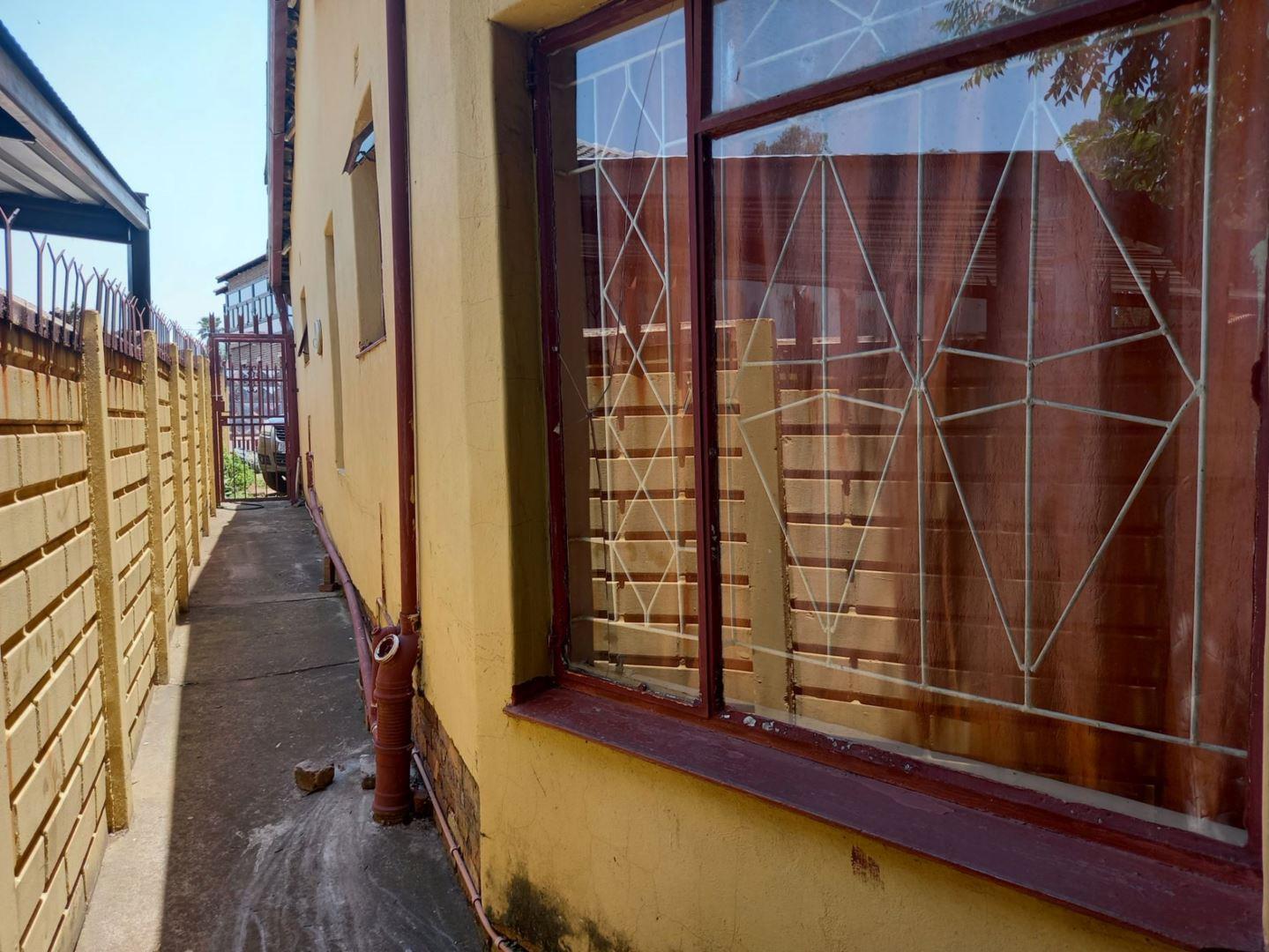 3 Bedroom House for sale in Pine Ridge P24113704817