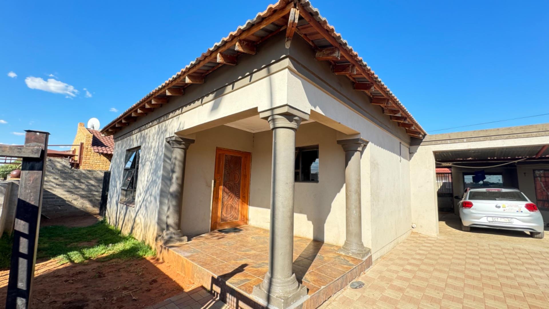 Ipeleng Property Property and houses for sale in Ipeleng