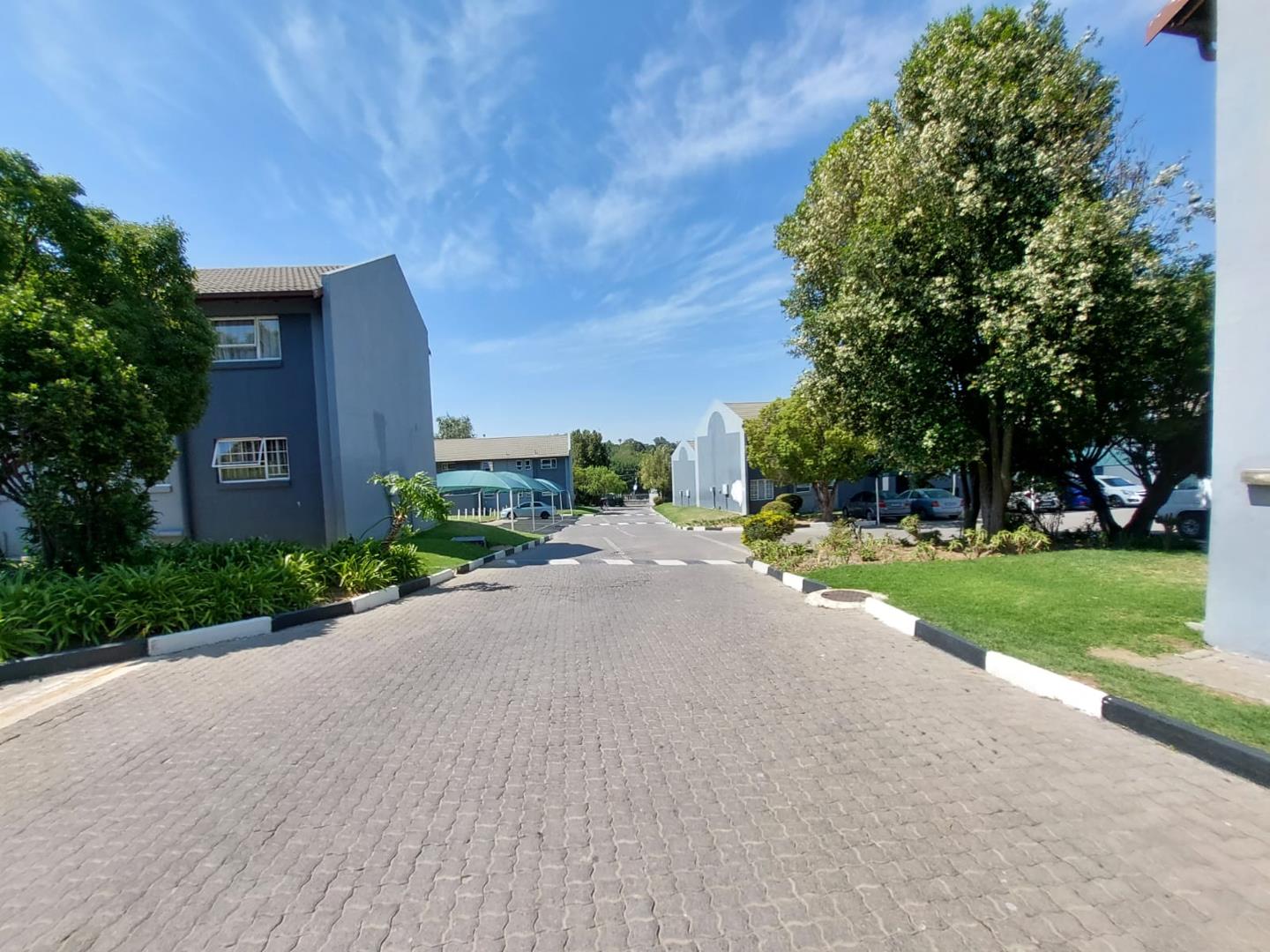 2 Bedroom Townhouse for sale in Lyndhurst 412 Corlett Dr, Bramley