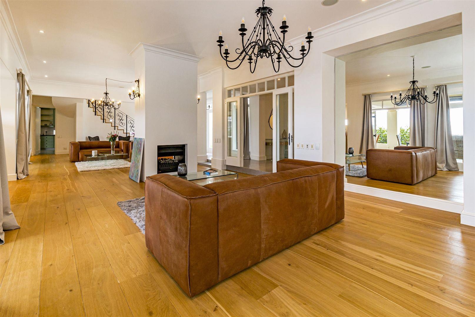 Photo of 4 Bedroom House to rent in Erinvale Golf Estate