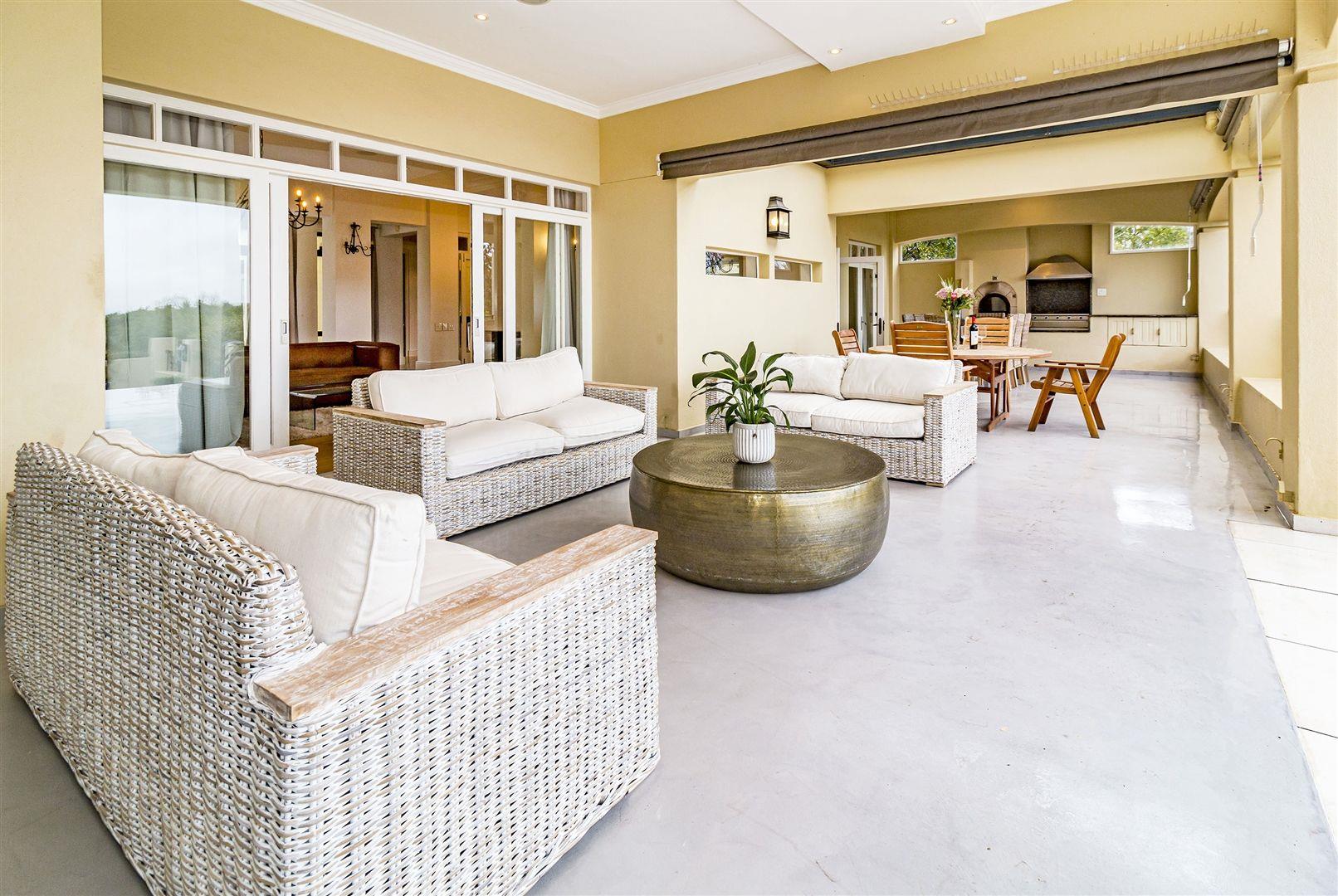 Photo of 4 Bedroom House to rent in Erinvale Golf Estate
