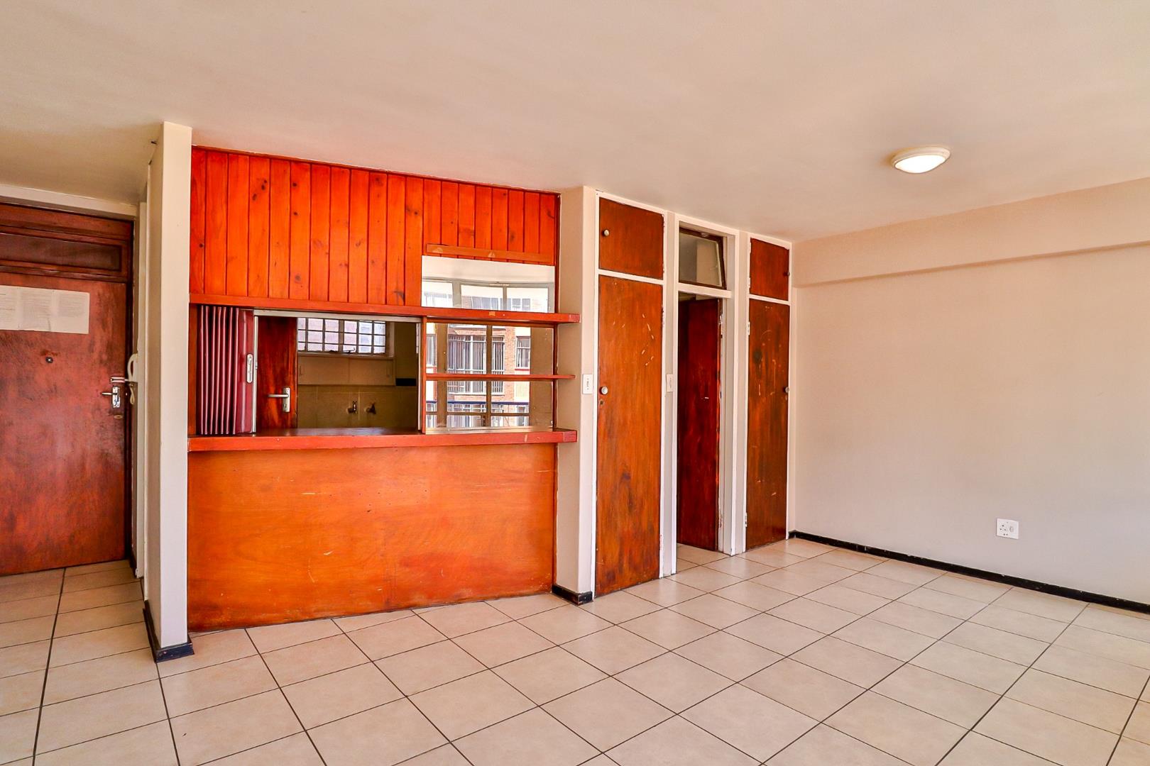 1-5-bedroom-apartment-flat-for-sale-in-braamfontein-98-de-korte