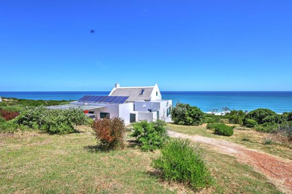 This piece of paradise is a combination of natural fynbos bush and  unspoiled beach.  This eco design house offers four bedrooms and ...