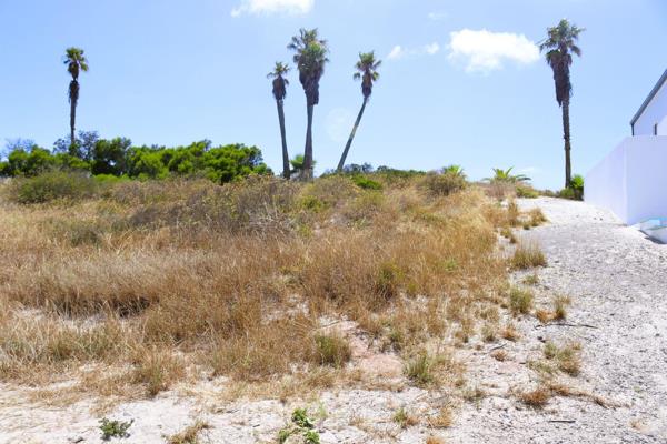 BE ON TOP OF THE WORLD WITH THIS LAND

This vacant land for sale in Shelley Point, St ...