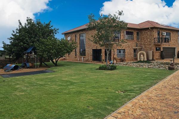 Main House Double Storey
Entrance hall, Open Plan Lounge, Dining Room and stunning ...