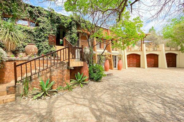 Magnificent Two Hectare Property in the heart of Randjesfontein Country Estate. Fabulous three-bedroom main house, with connected Flatlet, and two additional two-bedroom cottages - a total of eight bedrooms and six full bathrooms. A wonderful property for horses with plenty ...