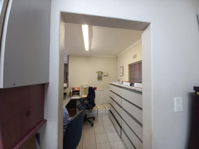 Photo of Commercial property to rent in Vredenburg