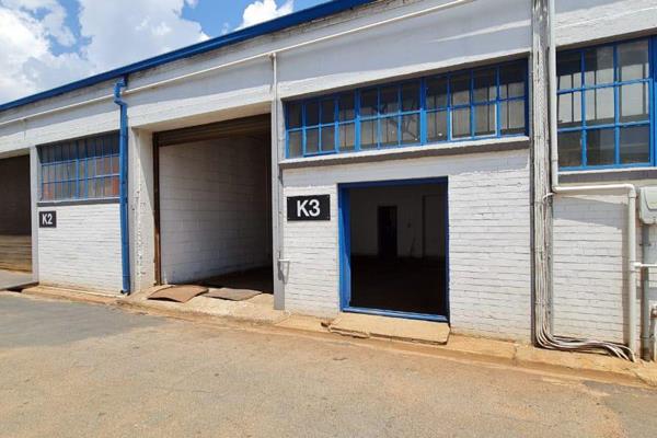 Micro industrial warehouse / workshop unit available immediately for occupation. The ...