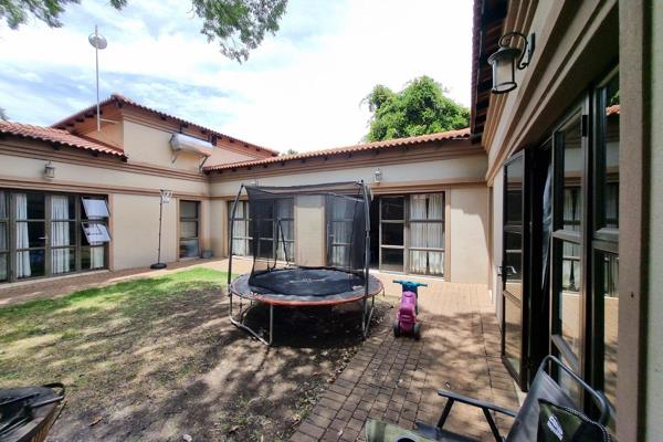 Nestled in the picturesque north of Bloemfontein within the sought-after locale of Bayswater, this inviting property offers a ...