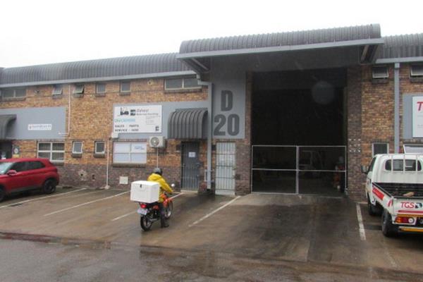 Mini units in Industrial Park. Guarded access. Large roller shutter door. +/- 6m height. Good natural lighting. Easy access to N3.