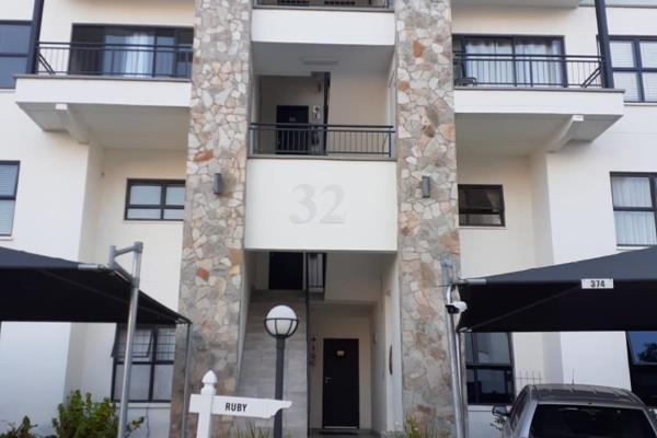 Bright, sunny and modern 1 bedroom apartment available from 1st March 2025 on the 3rd ...