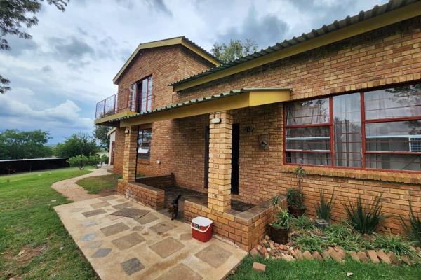 58 ha Game farm only 30 km from Rustenburg.
Very neat 3 bedrooms 3 bathroom house.
Butchery &amp; Cool room. Swimming pool. 
Many ...