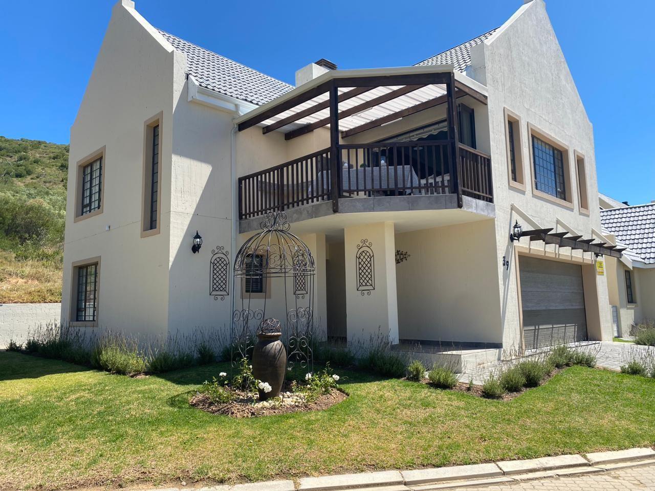 3 Bedroom House for sale in Vakansieplaas P24113759213