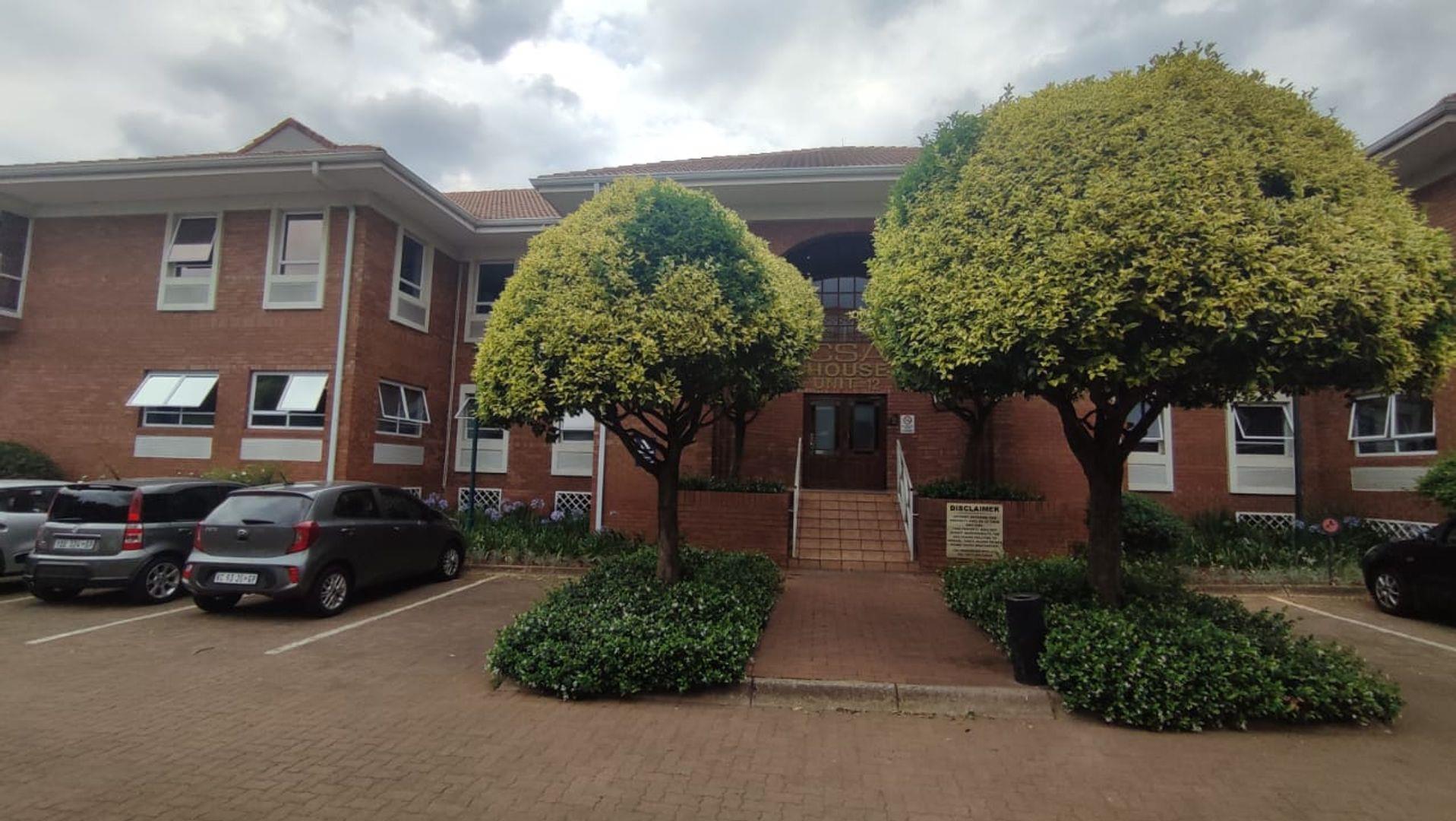 Commercial property to rent in Bedfordview 1 Bedfordview Office Park, 1 Riley Road P24113759270