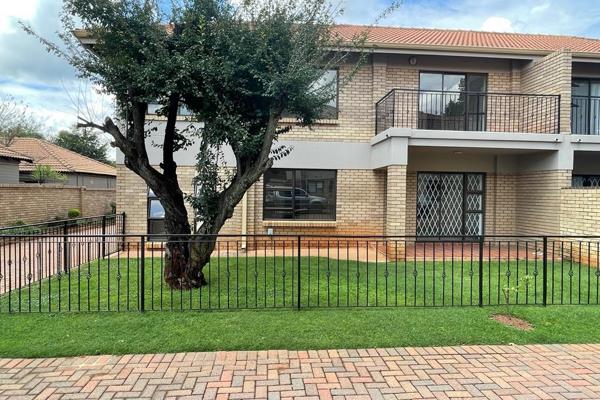 3 Bedroom Townhouse to Rent in Linden

Neat and modern spacious double-story townhouse available in the heart of Linden.

Available ...