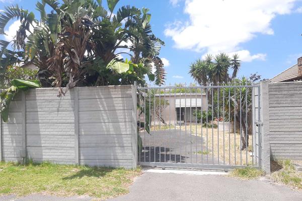 Welcome to this spacious 1-bedroom cottage located in the peaceful suburb of Chrismar, Bellville. 

This semi-furnished cottage offers ...