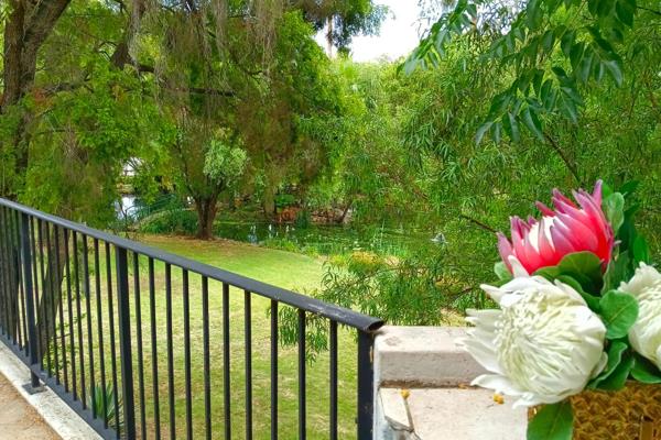 EXCLUSIVE SOLE MANDATE

Welcome to your newfound sanctuary! 

Eagles Landing is adjacent Pecanwood, the home is situated on the ...