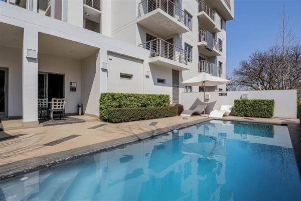 Fantastic value! This two-bedroomed apartment is superbly located in the suburbs of Rosebank close to prominent schools, shopping ...