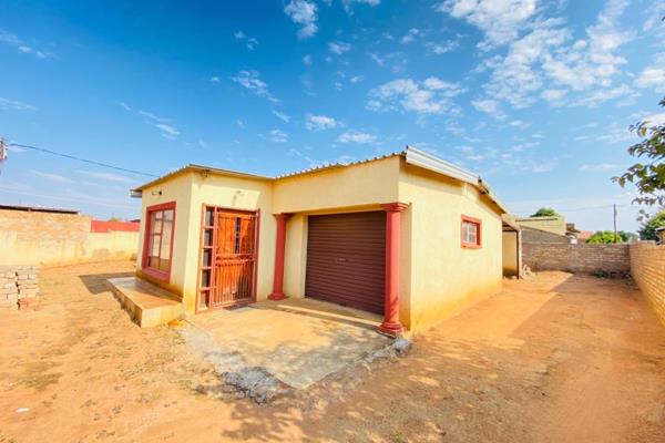 It brings us great pleasure to present to you this home that is situated in SOSHANGUVE-S. Give your loved ones a sense of pride knowing ...