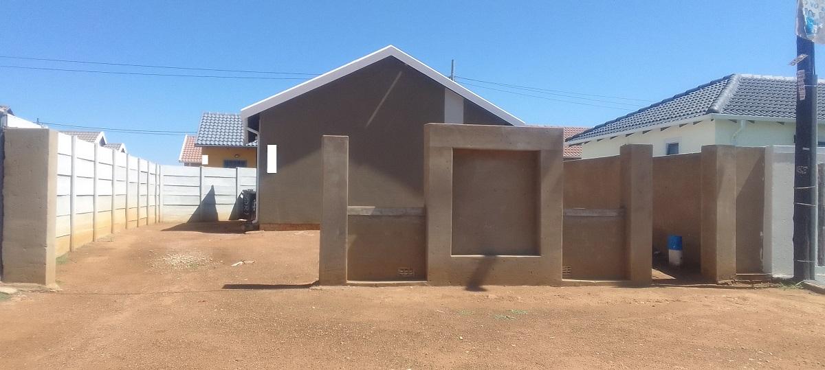 2 Bedroom House for sale in Savanna City P24113761337