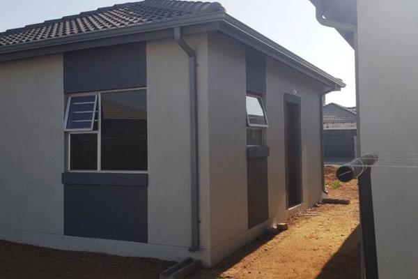 Comfortable 2 bedroom 1 bathroom home in Carnival Green Estate. Development approved for ...