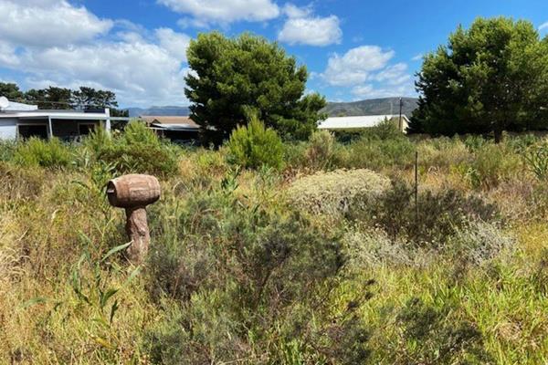 The vacant land being described is an exceptional opportunity for those seeking a peaceful oasis. Its fully walled and fenced perimeter ...